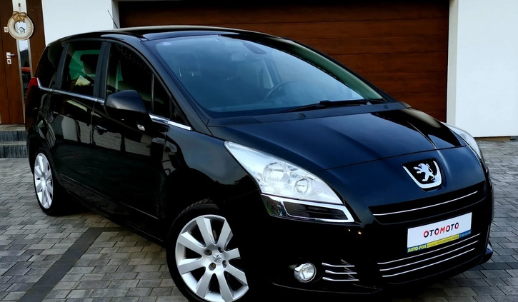 Peugeot 5008 cena 26500 przebieg: 205000, rok produkcji 2011 z Mogielnica małe 742